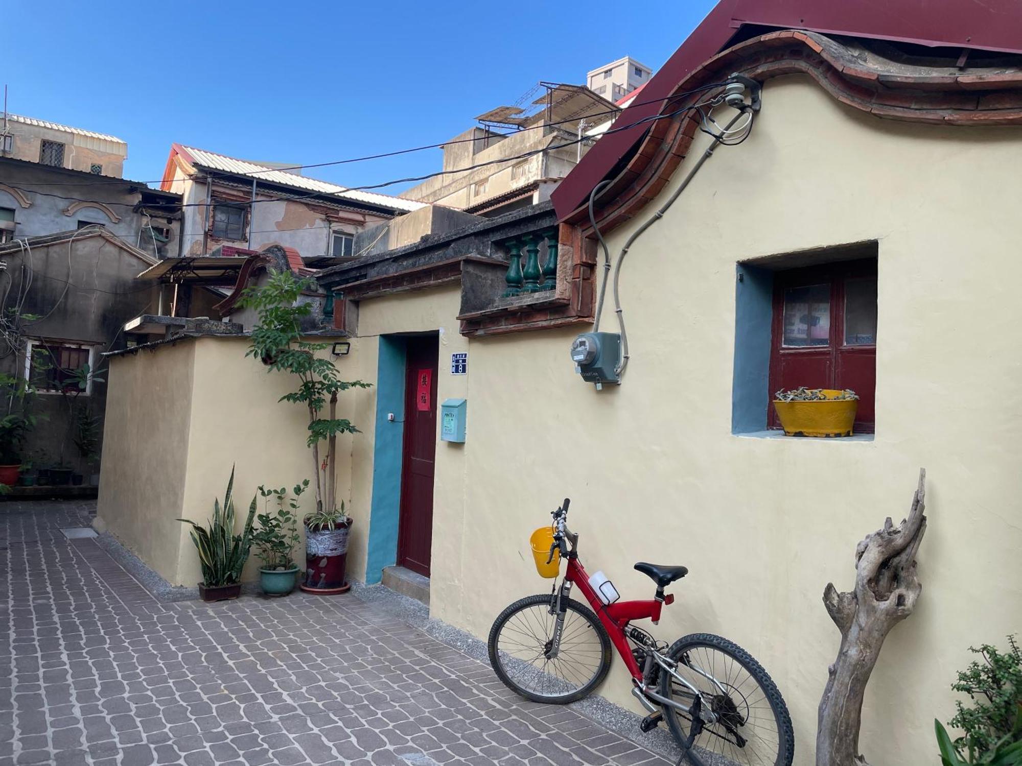 Xinqin B&B - City Area Jincheng Buitenkant foto